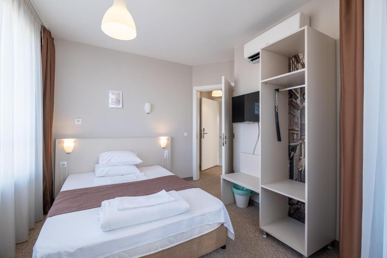 Blue Label Apart House Софія Екстер'єр фото