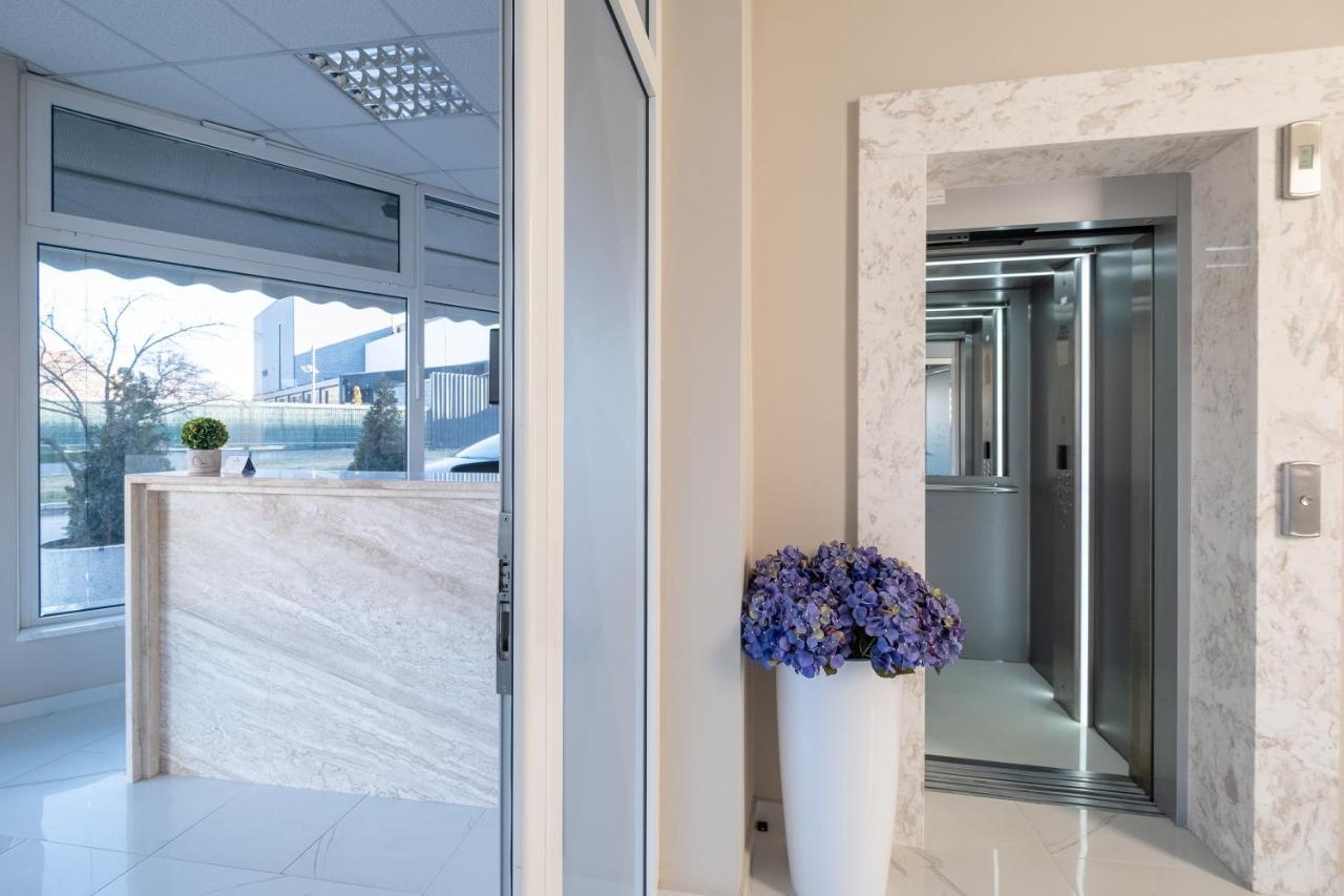 Blue Label Apart House Софія Екстер'єр фото